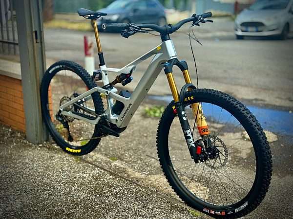 Orbea Rise LT M10 630Wh custom Di2 my25 - immagine 4