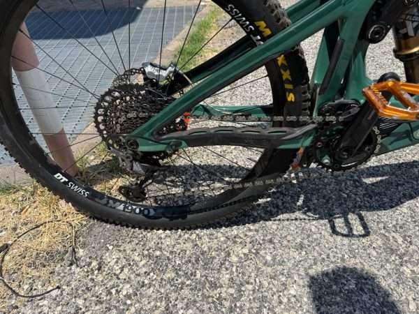 PIVOT SHUTTLE LT TEAM XTR 2023 TG M EP8 - immagine 4