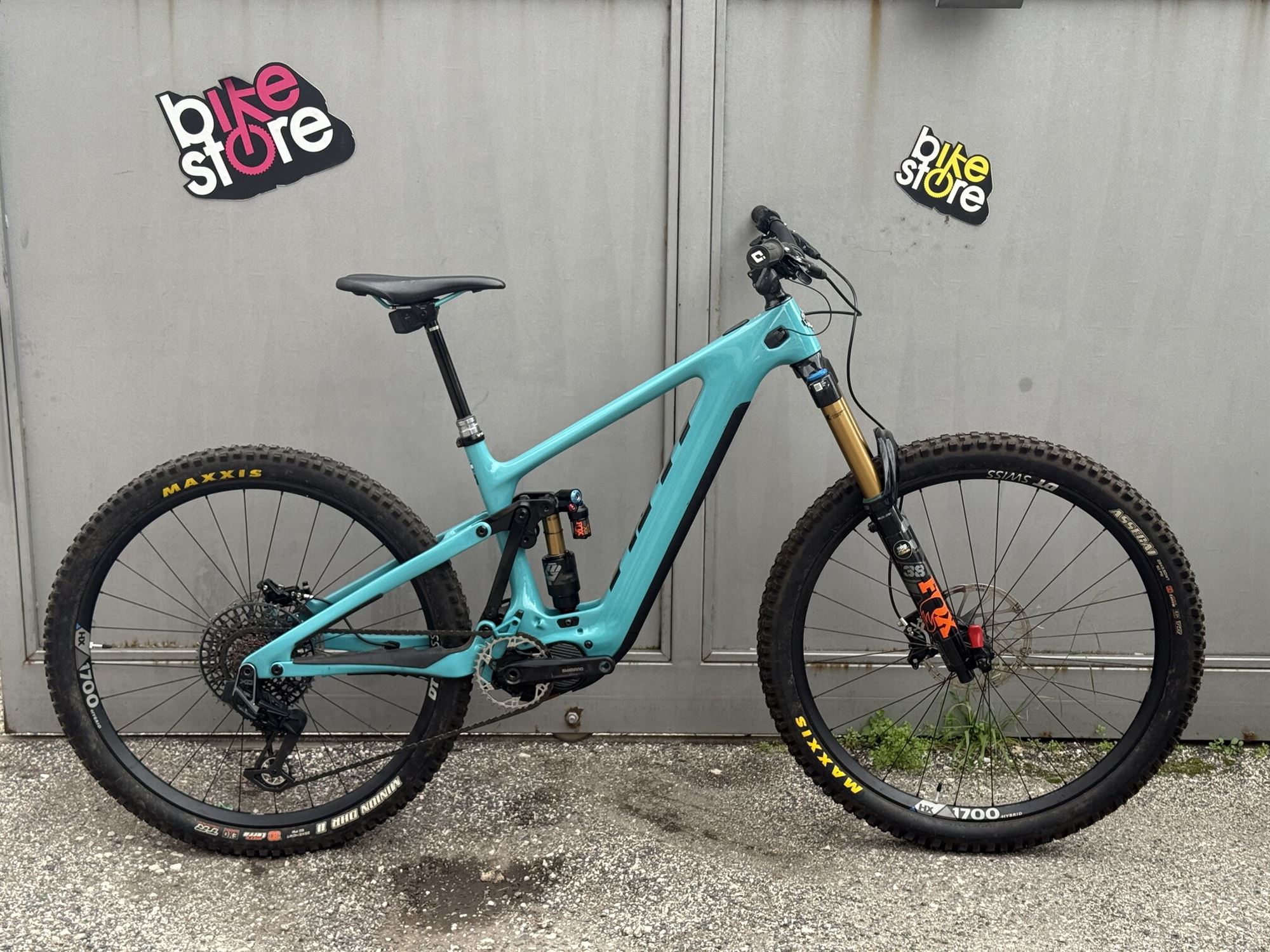 Yeti 160E T3 2024 tg M EP801