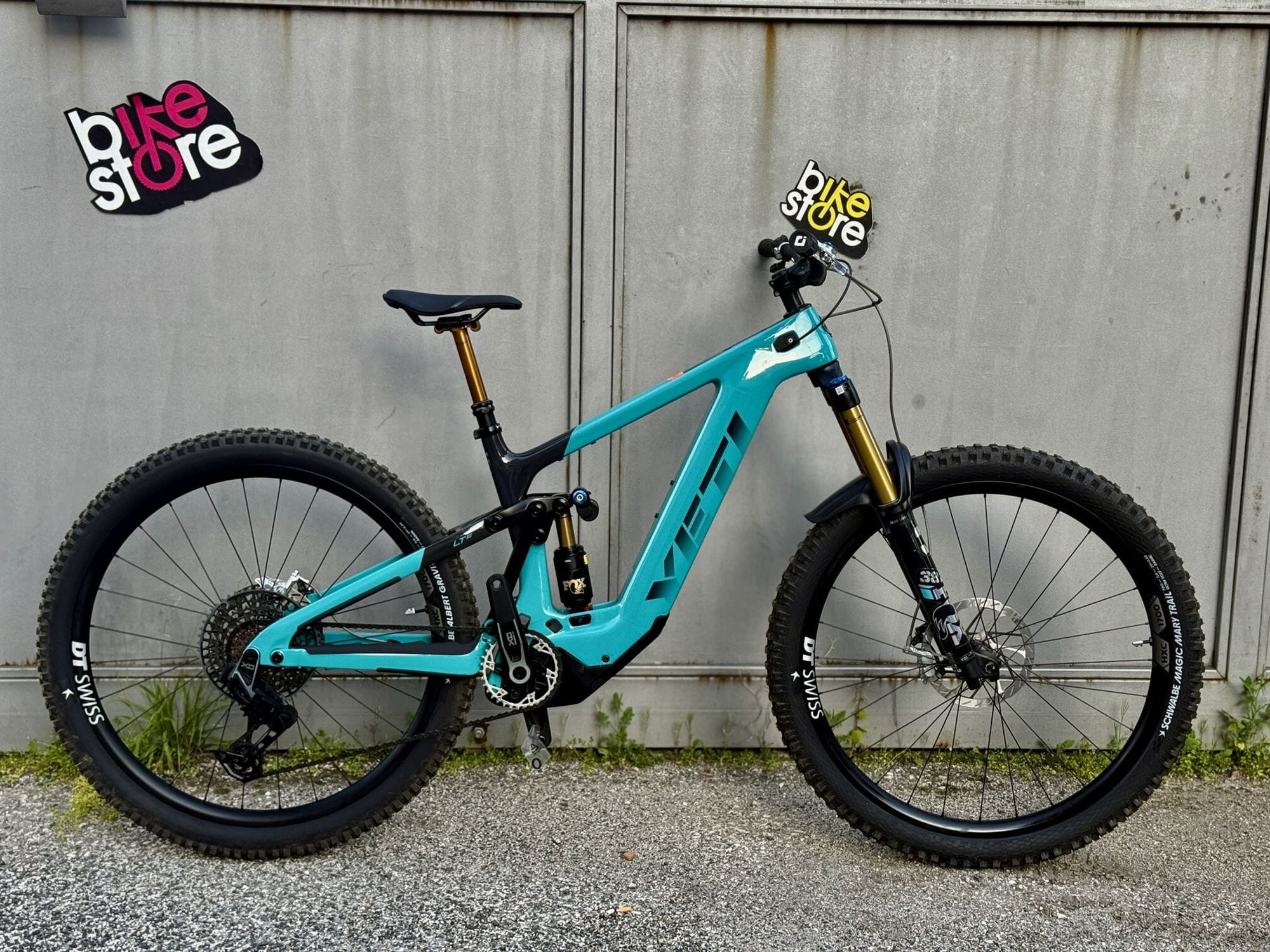 Yeti LTe T3 custom tg M cv